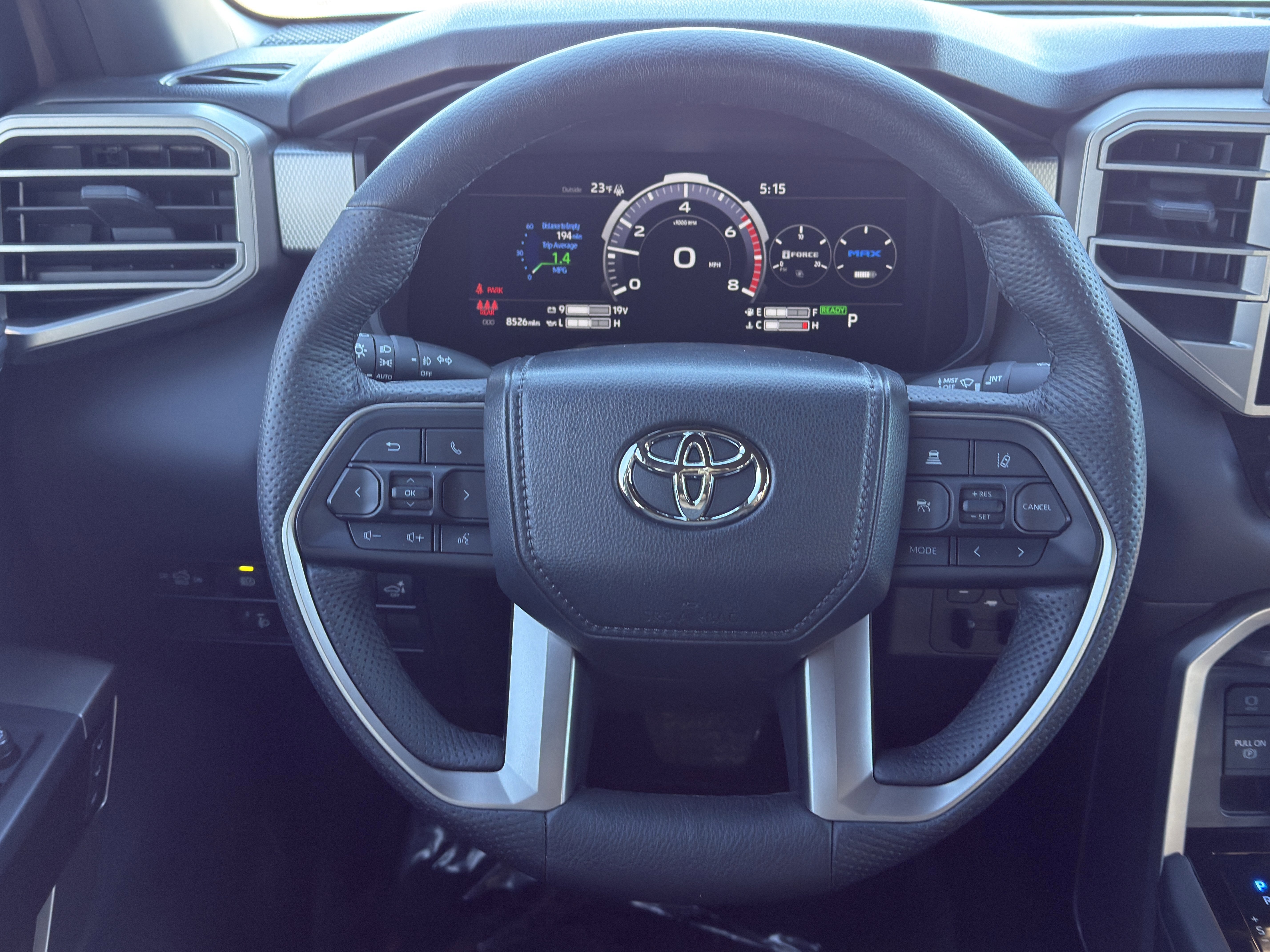 Used 2025 Toyota Tundra Limited image 28
