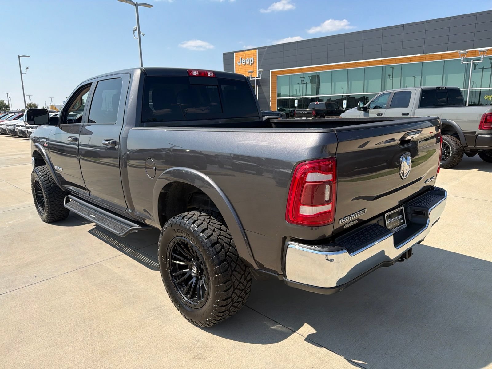 Used 2022 RAM 2500 Laramie AWD/4WD video 3