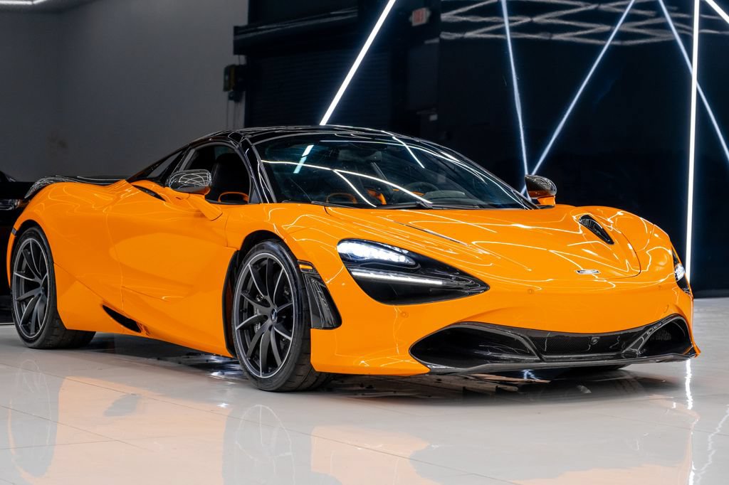 Used 2020 McLaren 720S Spider RWD image 23
