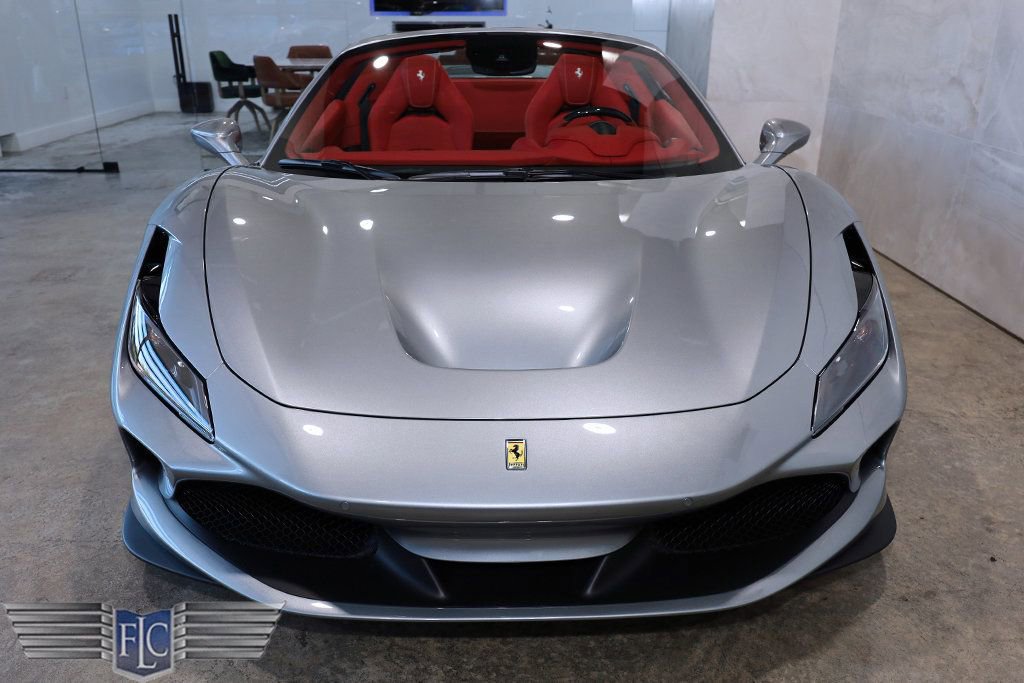 Used 2021 Ferrari F8 Tributo RWD image 7