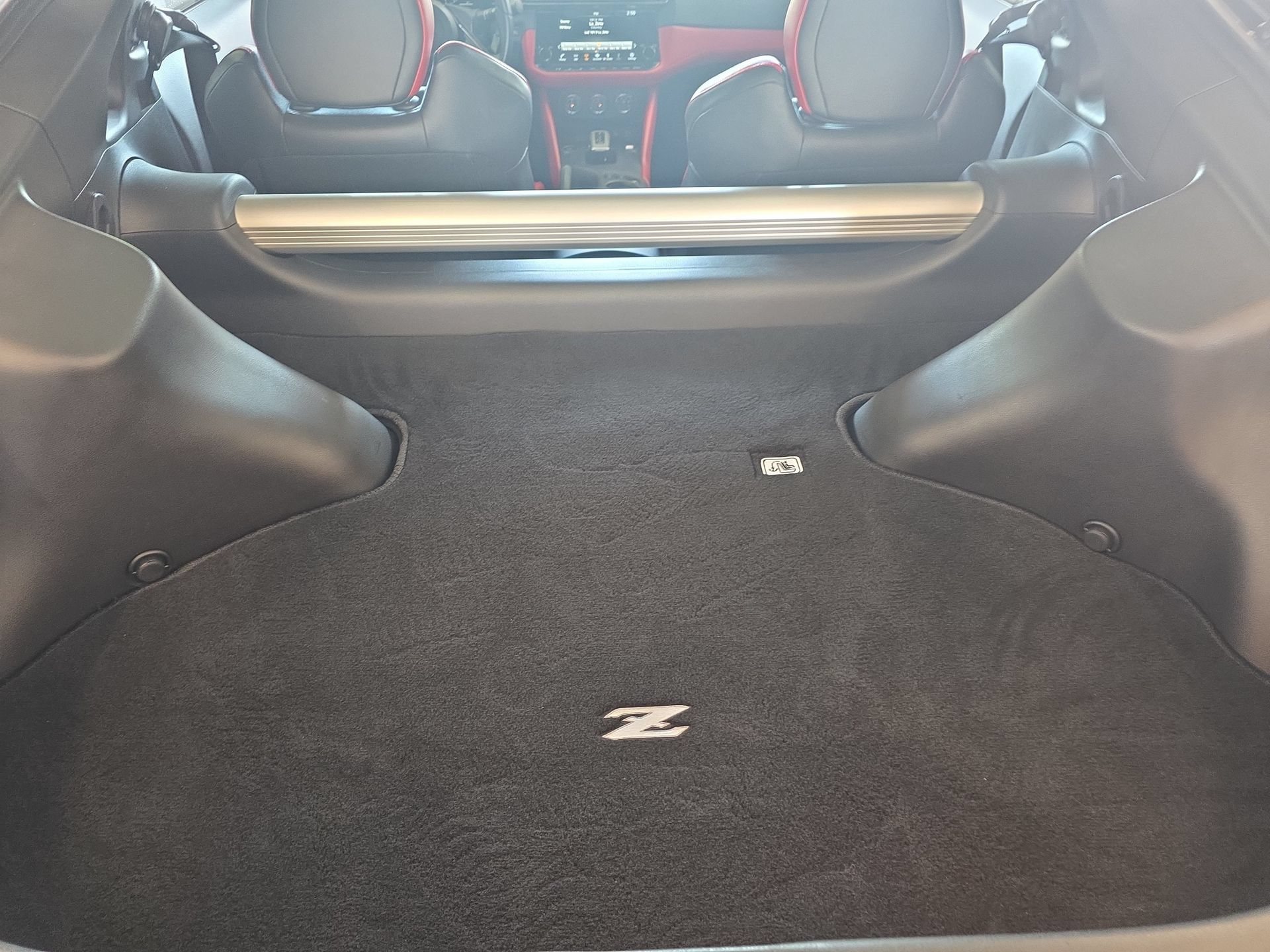 Used 2025 Nissan Z Performance w/ Floor Mat Package RWD image 11
