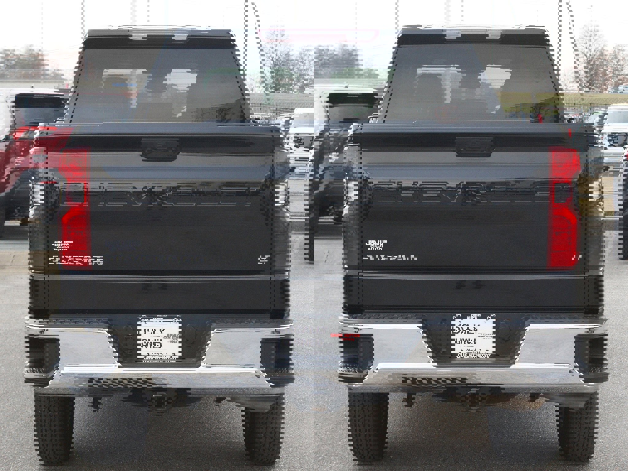 Used 2024 Chevrolet Silverado 1500 LT w/ Protection Package image 3