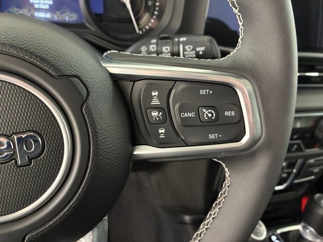 Used 2025 Jeep Wrangler Unlimited Sahara w/ Safety Group image 24