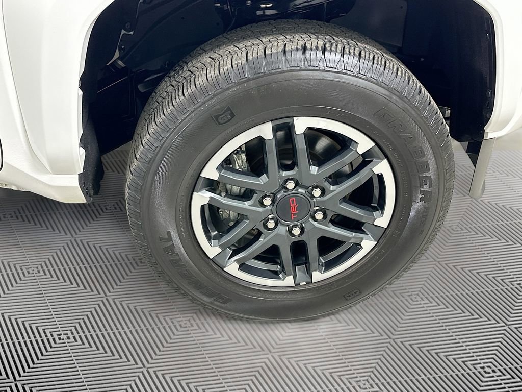 Used 2024 Toyota Tacoma TRD Sport w/ TRD Sport Upgrade Package AWD/4WD image 29