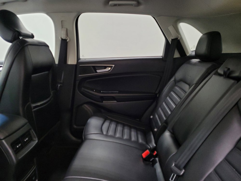 Used 2016 Ford Edge SEL w/ Equipment Group 201A AWD/4WD image 18