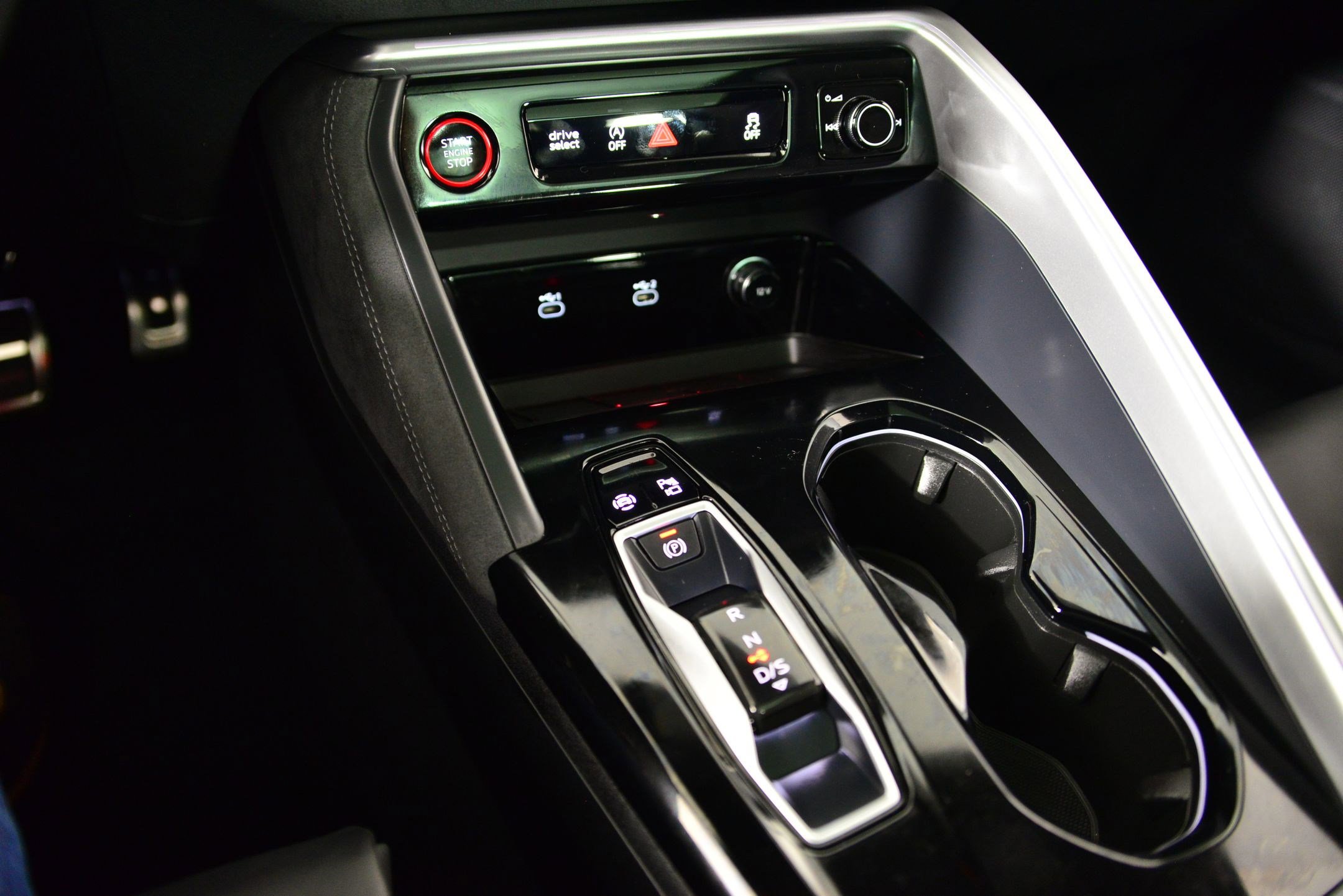 New 2025 Audi SQ5 Premium Plus image 14