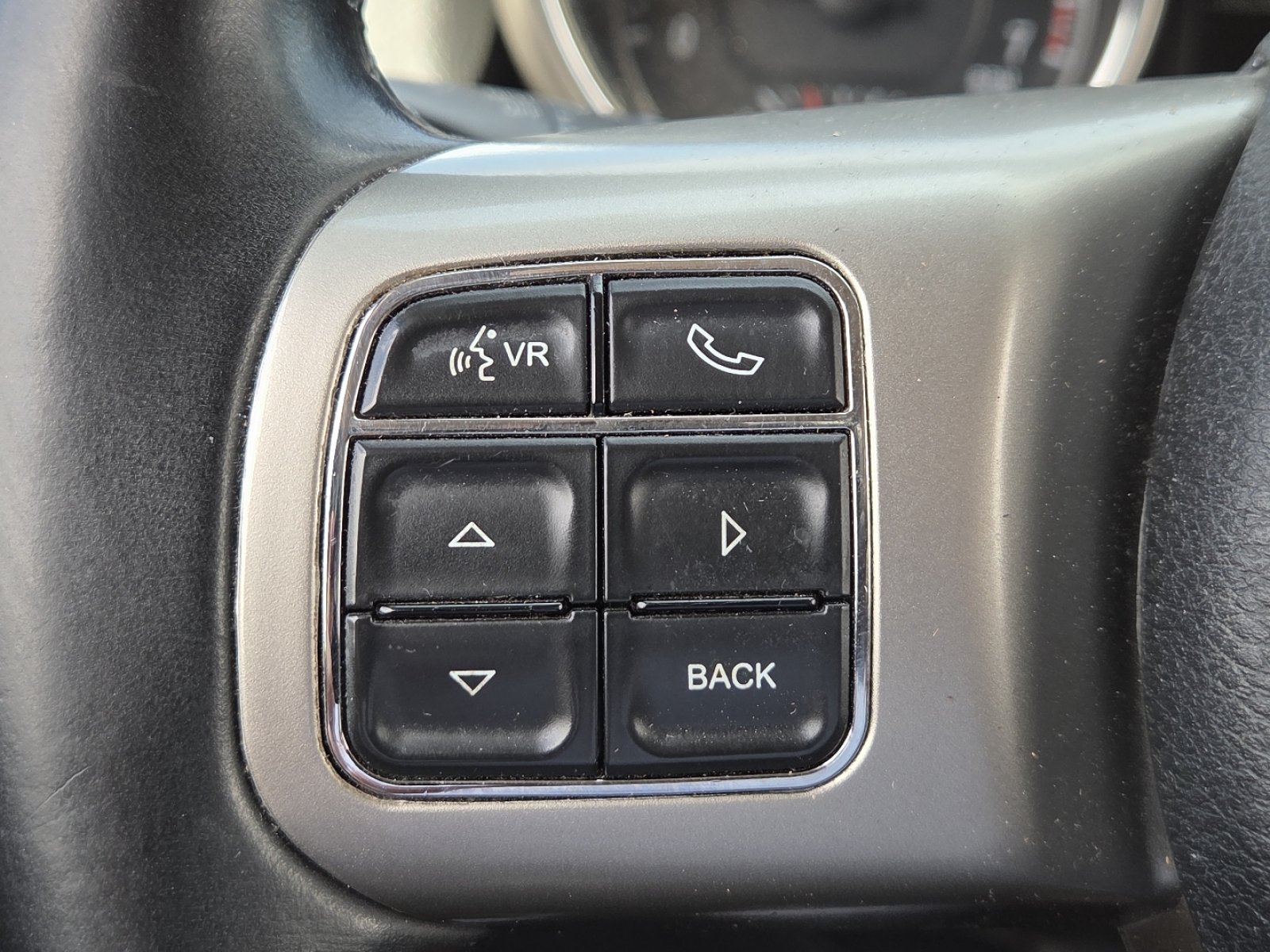 Used 2012 Jeep Grand Cherokee Laredo AWD/4WD image 31