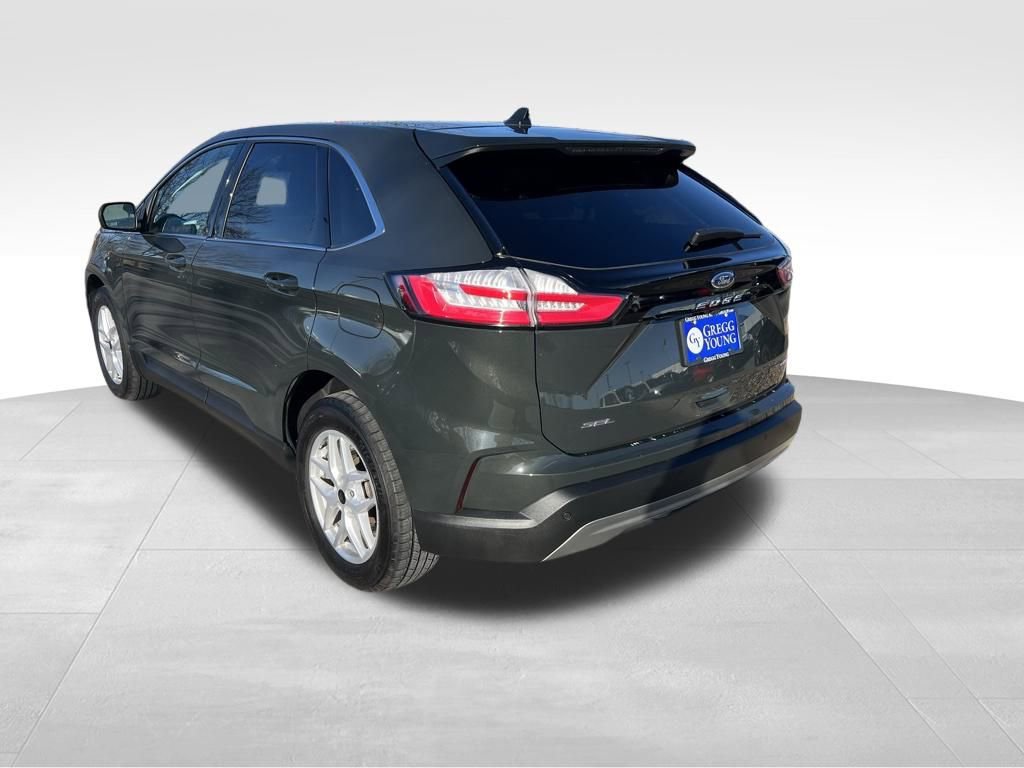 Used 2023 Ford Edge SEL w/ Convenience Package image 4