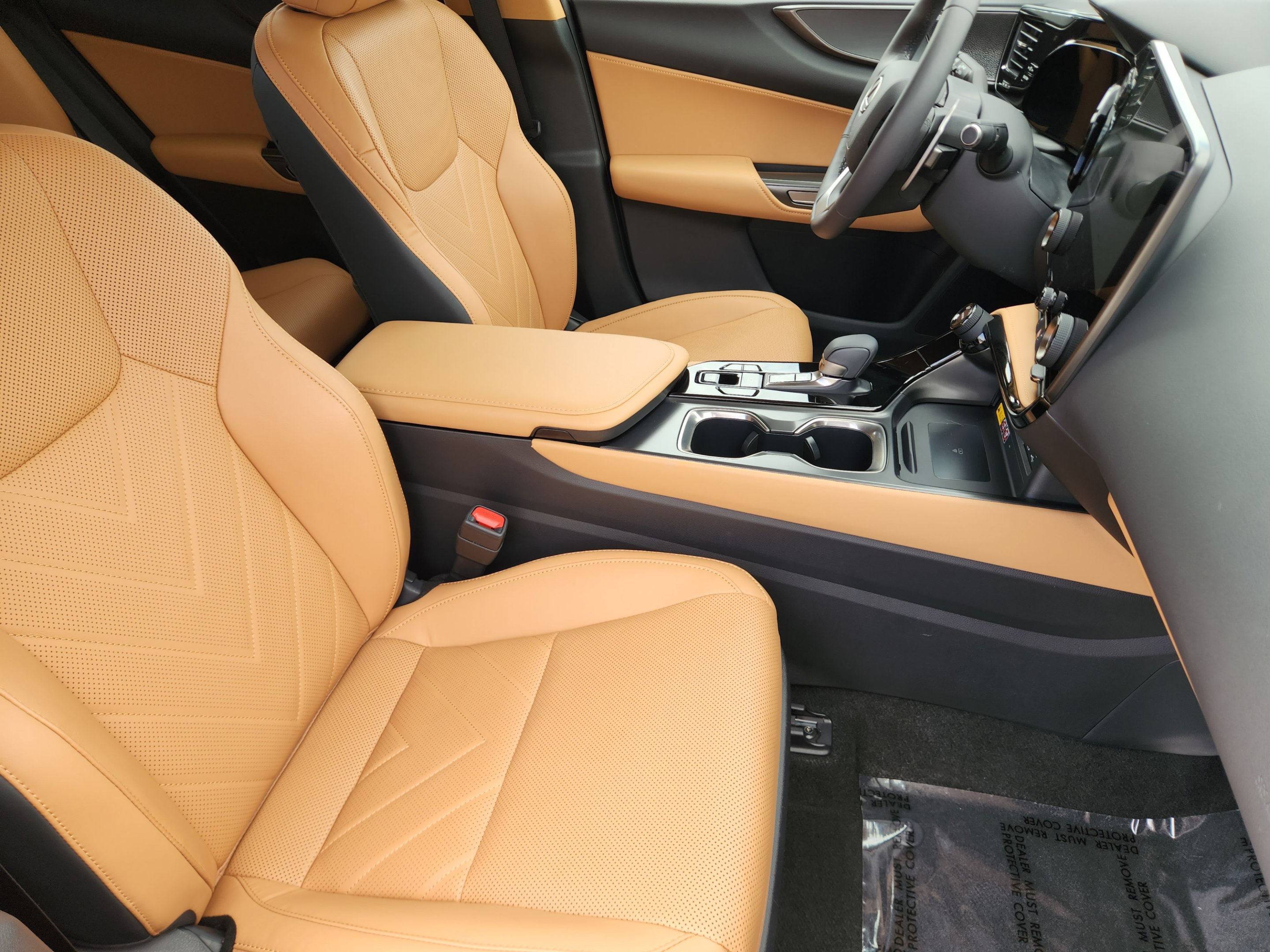 Used 2024 Lexus NX 350h AWD w/ Vision Package image 6