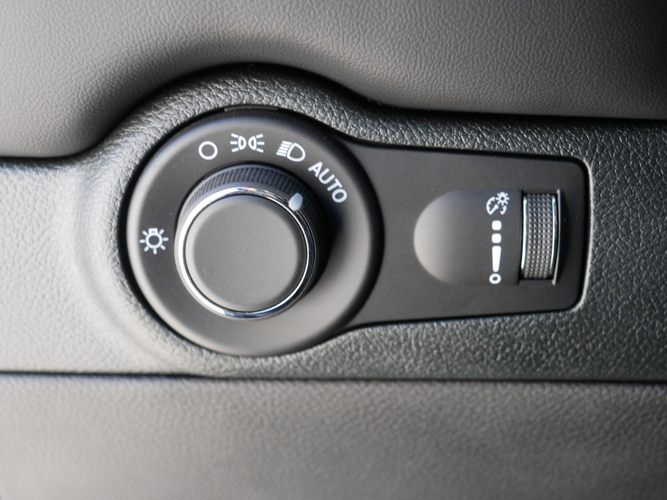 Certified 2024 Dodge Durango GT w/ Blacktop Package image 26