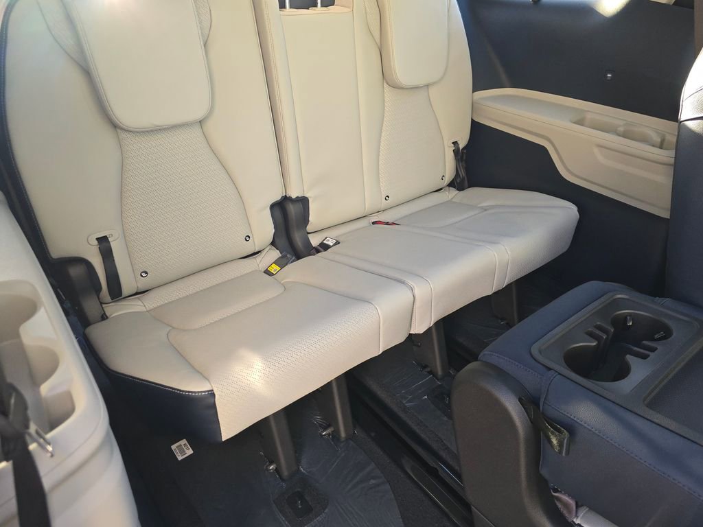 New 2026 Kia Carnival SX Prestige image 12