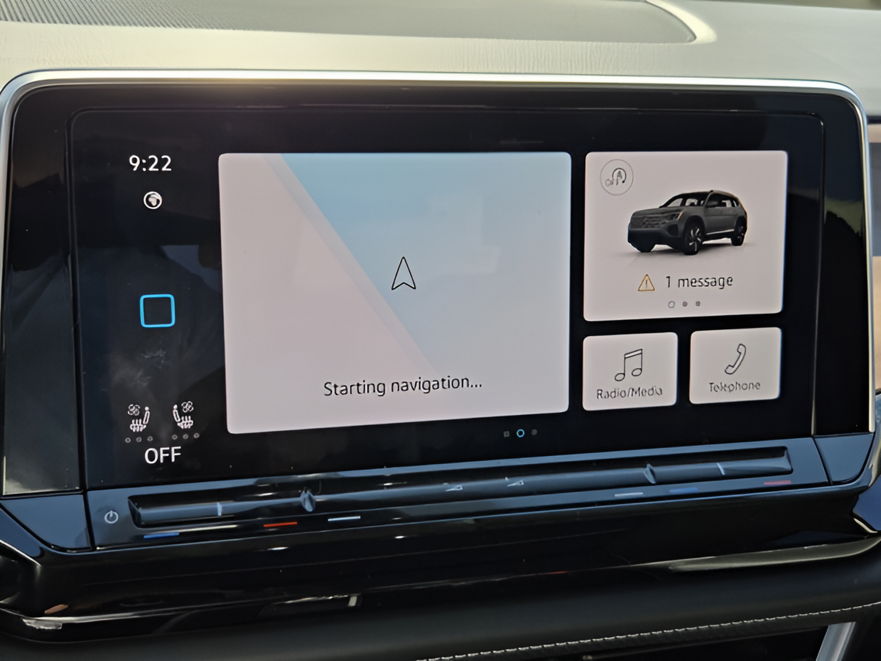 Used 2024 Volkswagen Atlas SE FWD image 16