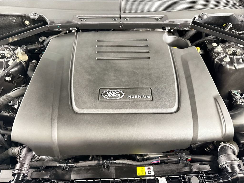 Used 2025 Land Rover Defender 110 S image 26