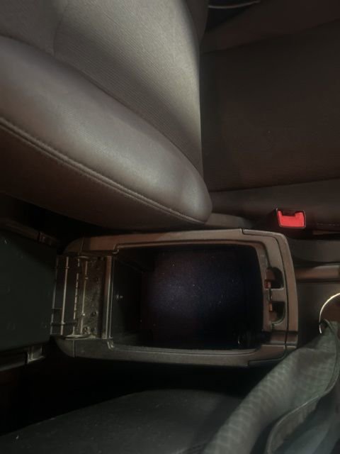 Used 2013 Chrysler 200 LX image 29