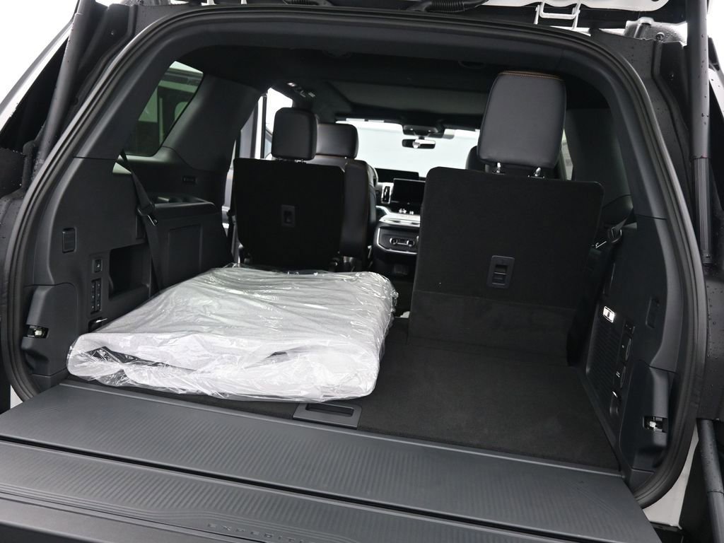 New 2025 Ford Expedition Tremor image 19