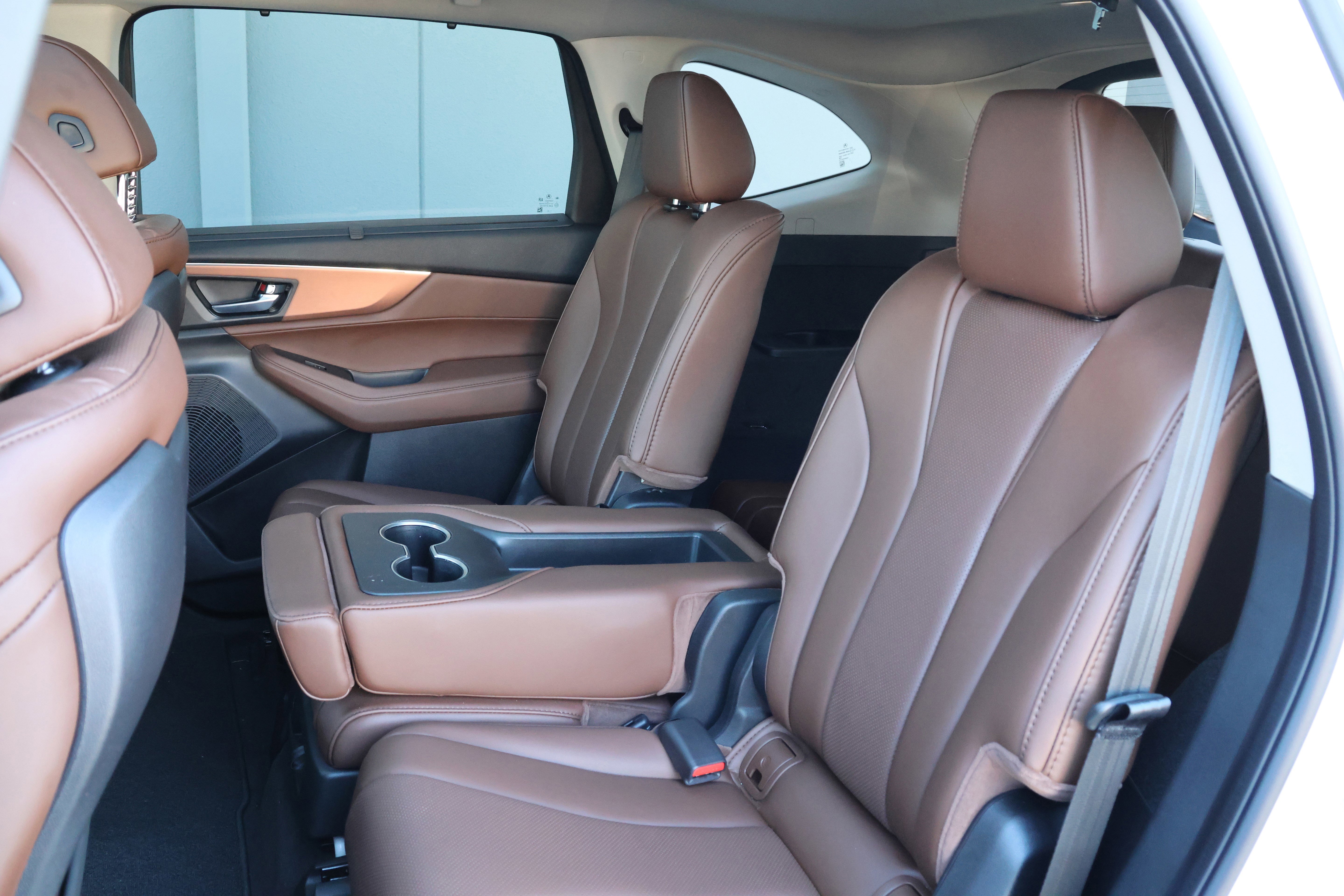 Used 2024 Acura MDX FWD w/ Technology Package image 37