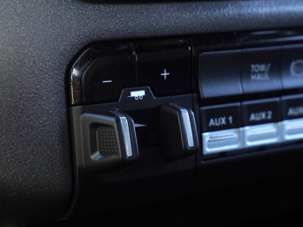 Used 2022 RAM 4500 Tradesman w/ Chrome Appearance Group image 15