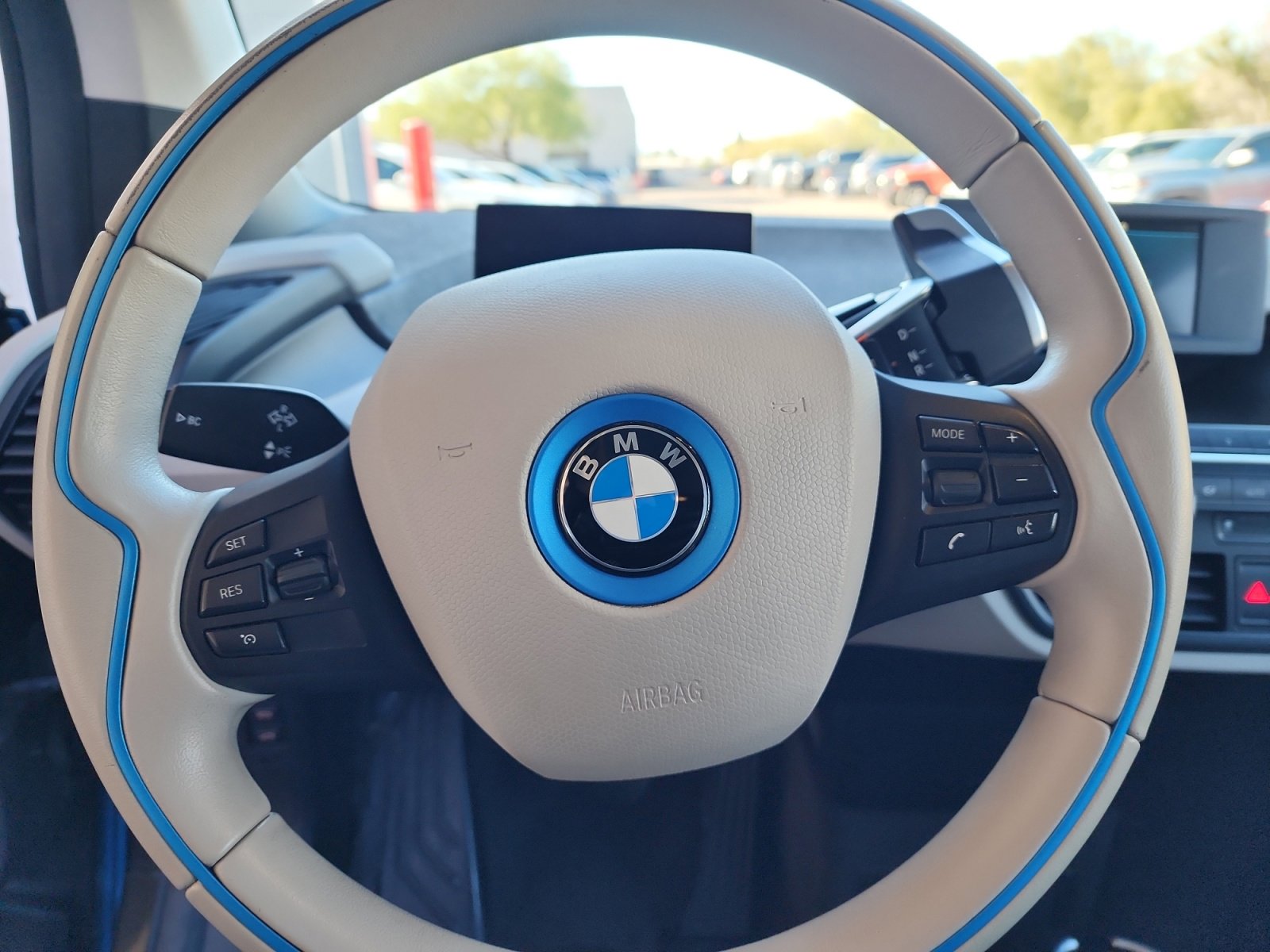 Used 2018 BMW i3 image 9