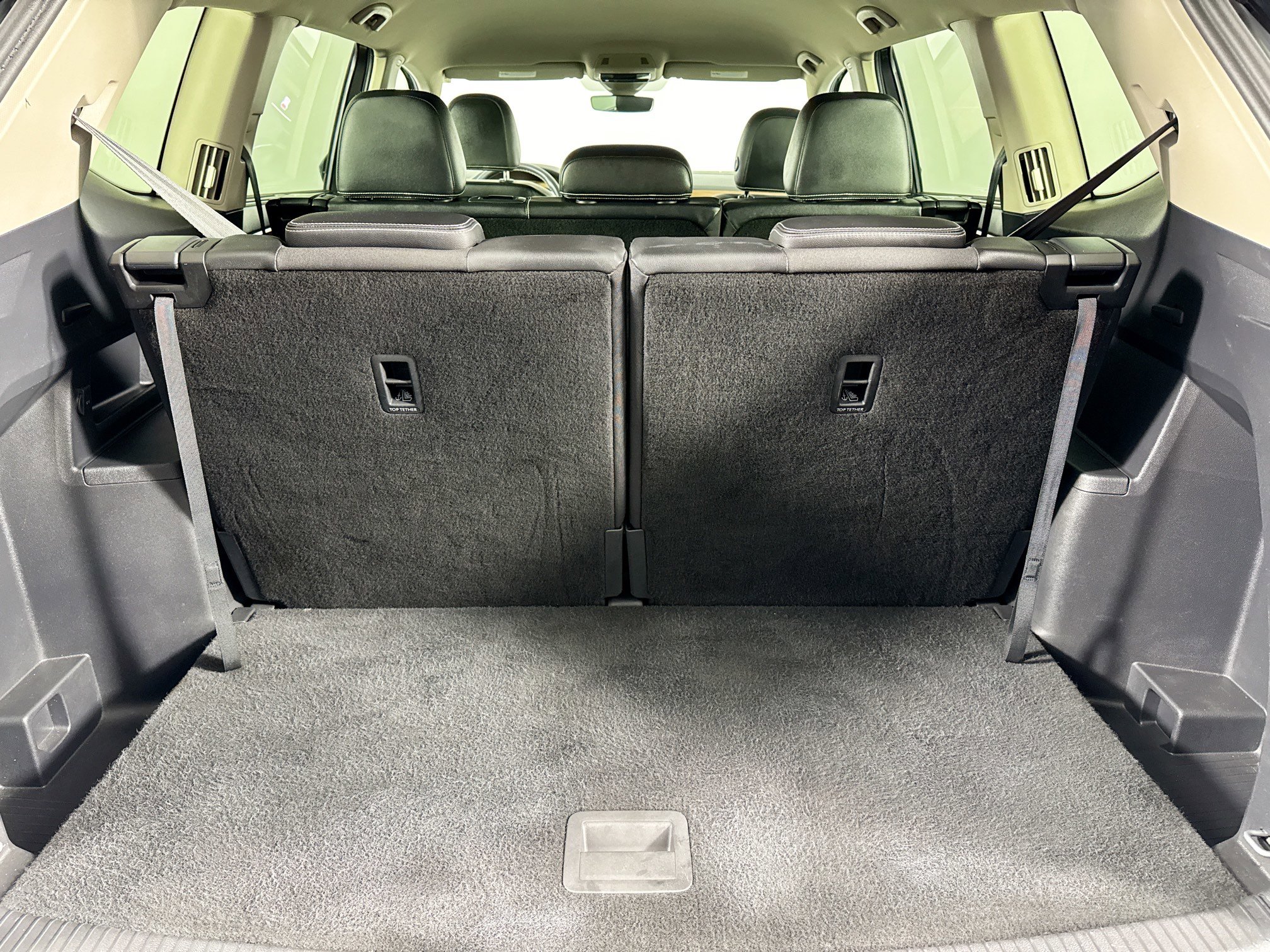 Used 2024 Volkswagen Atlas SE image 40