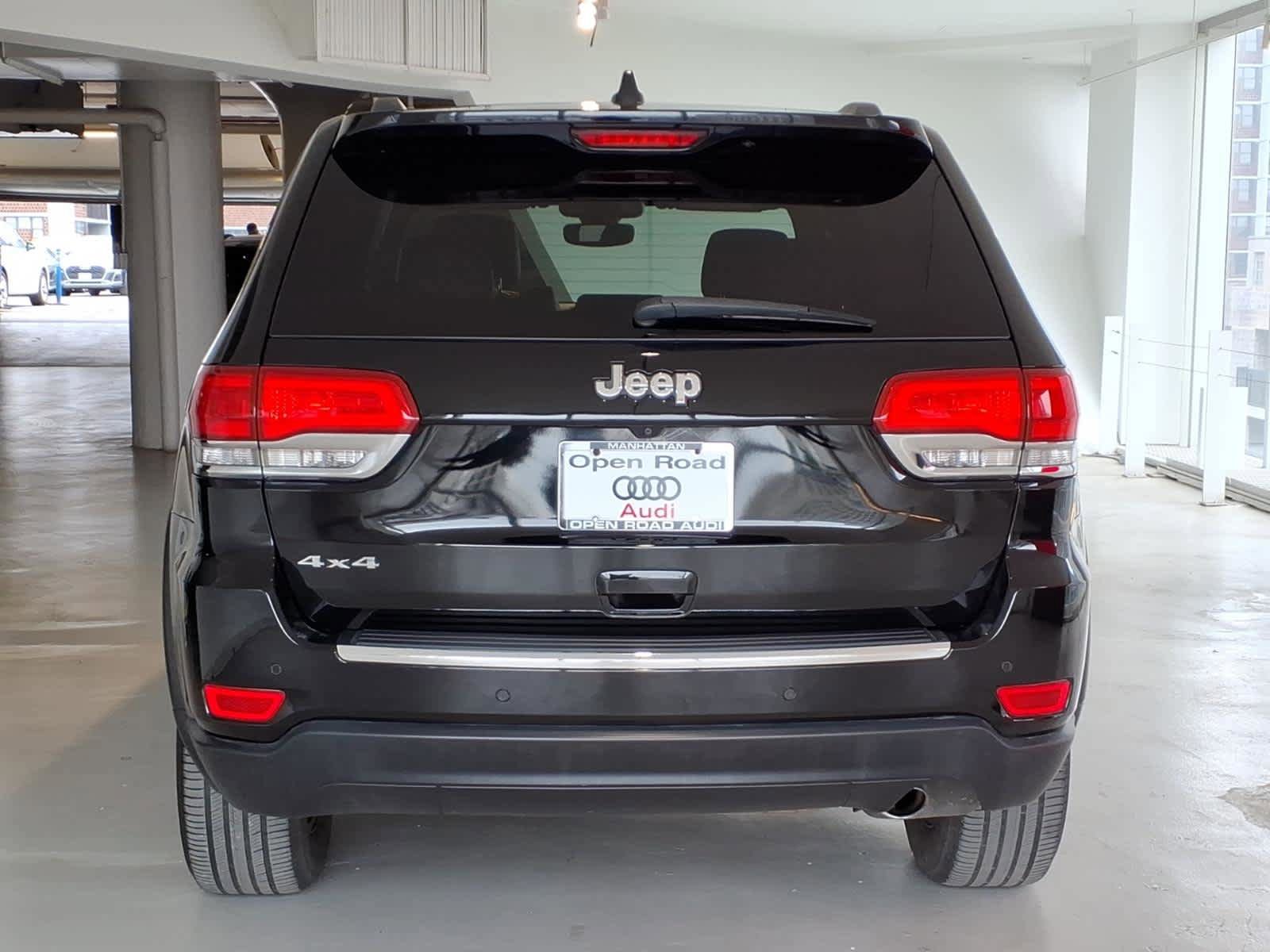Used 2019 Jeep Grand Cherokee Limited AWD/4WD image 5