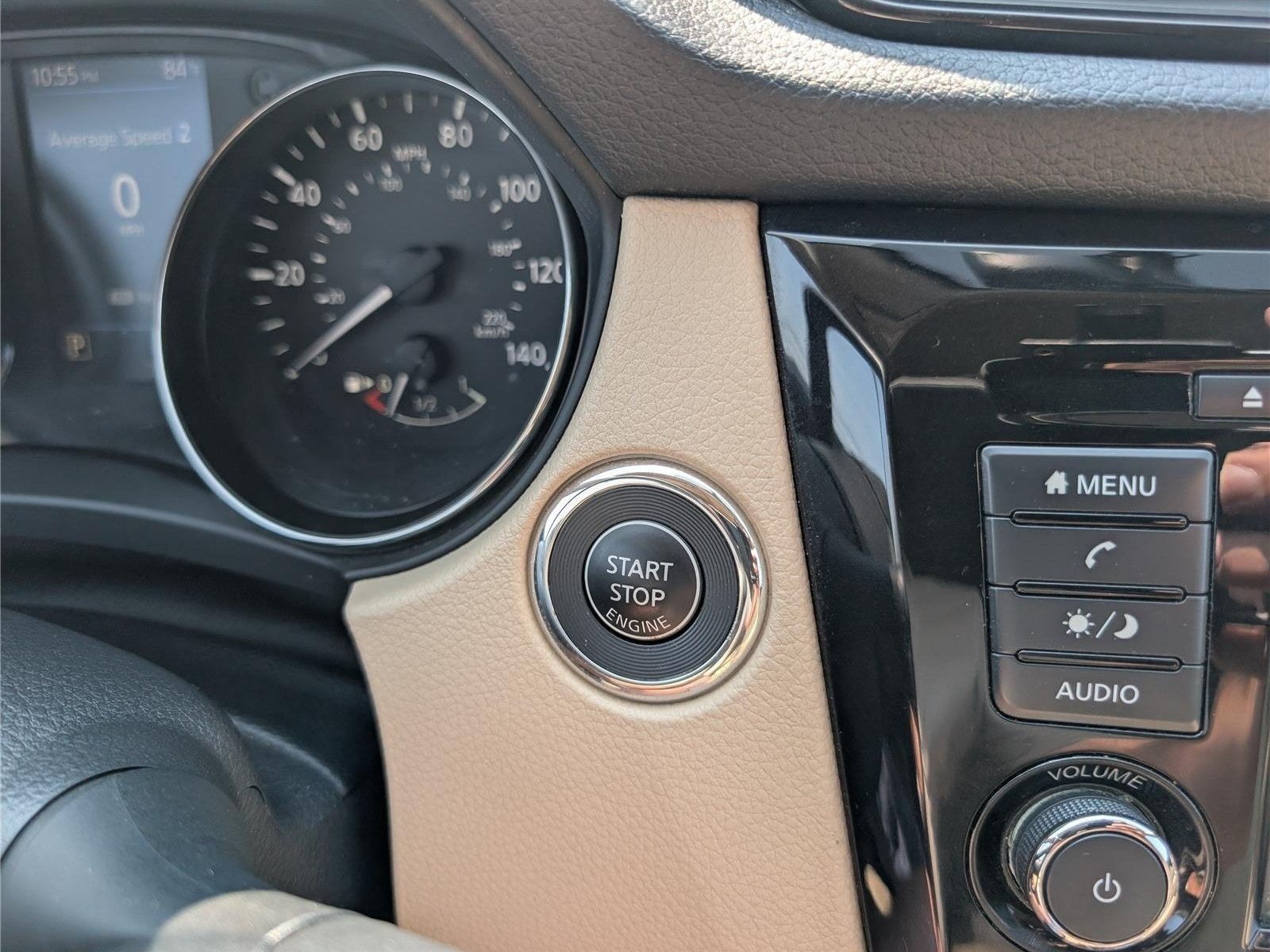 Used 2018 Nissan Rogue SV AWD/4WD image 26
