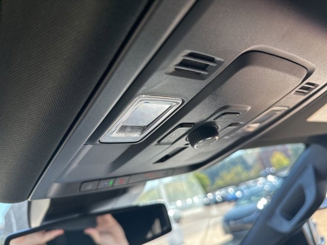 Certified 2025 GMC Yukon Denali w/ LPO, Floor Liner Package image 30