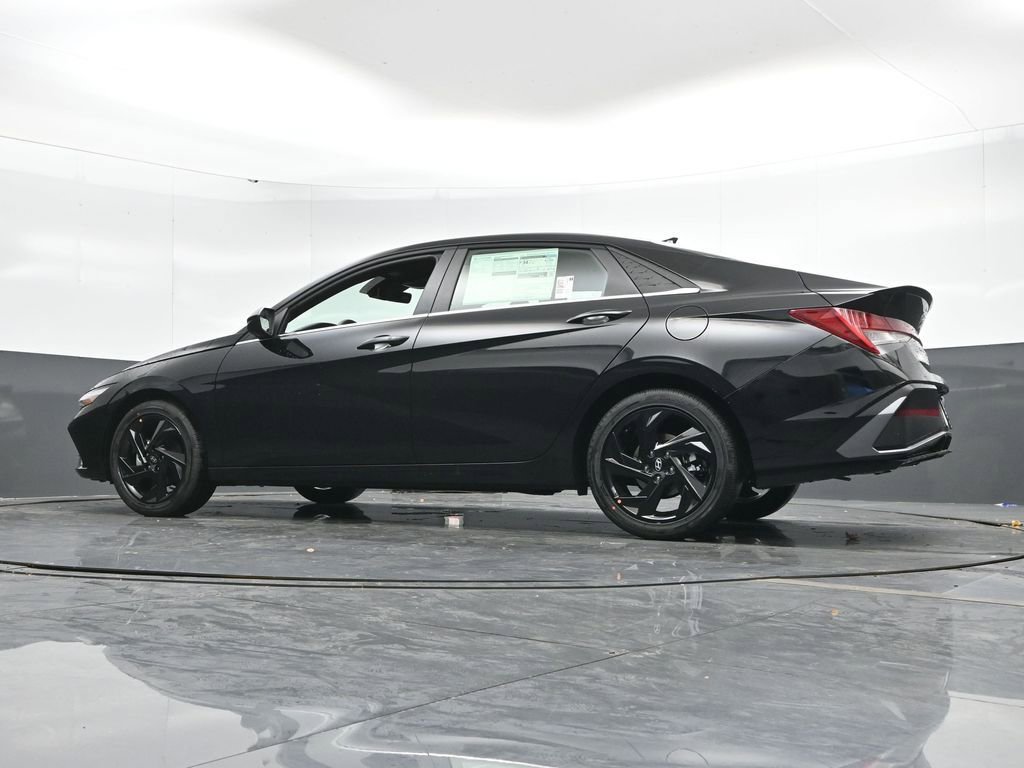 Used 2026 Hyundai Elantra SEL Sport Premium FWD image 52