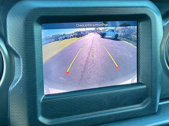 Used 2023 Jeep Wrangler Sport S image 13