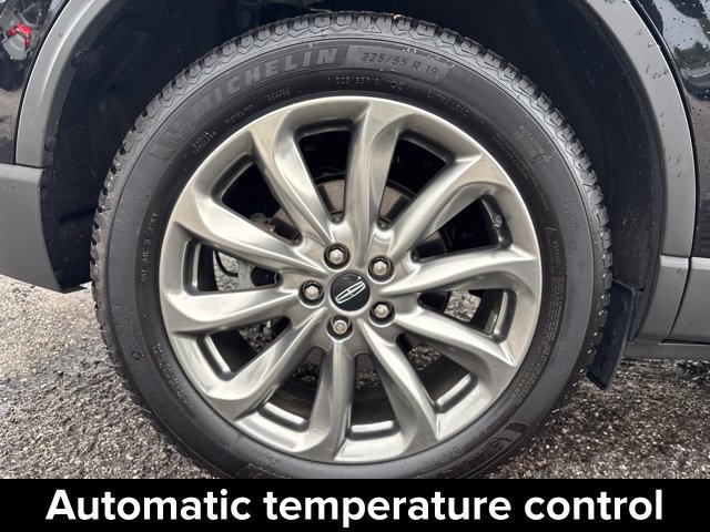 Certified 2021 Lincoln Corsair AWD w/ Premium Package image 29