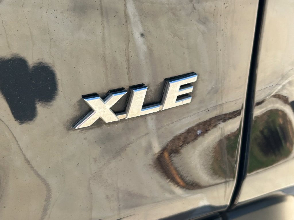 Used 2024 Toyota RAV4 XLE Premium FWD image 14