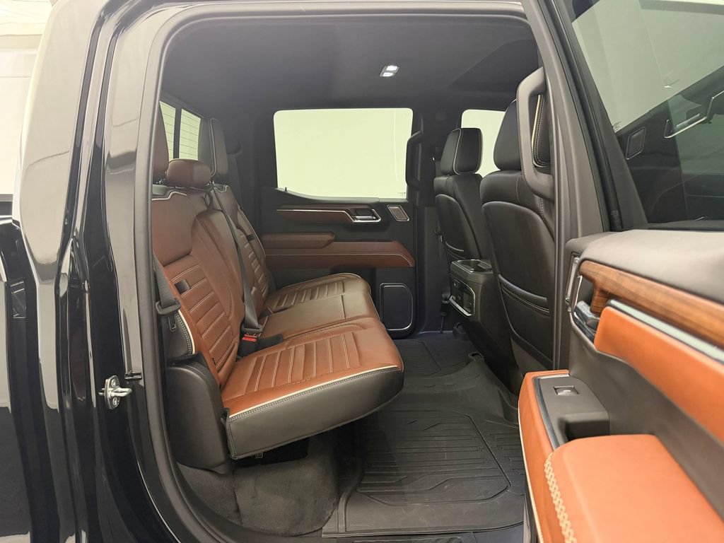 Used 2023 GMC Sierra 1500 Denali Ultimate AWD/4WD image 29