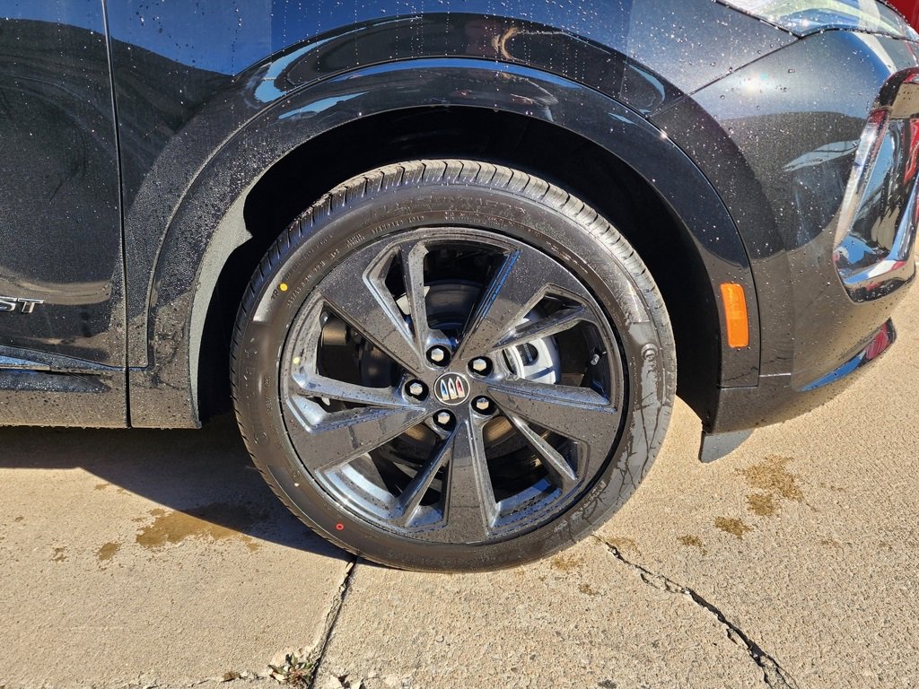 New 2026 Buick Envision Sport Touring image 52