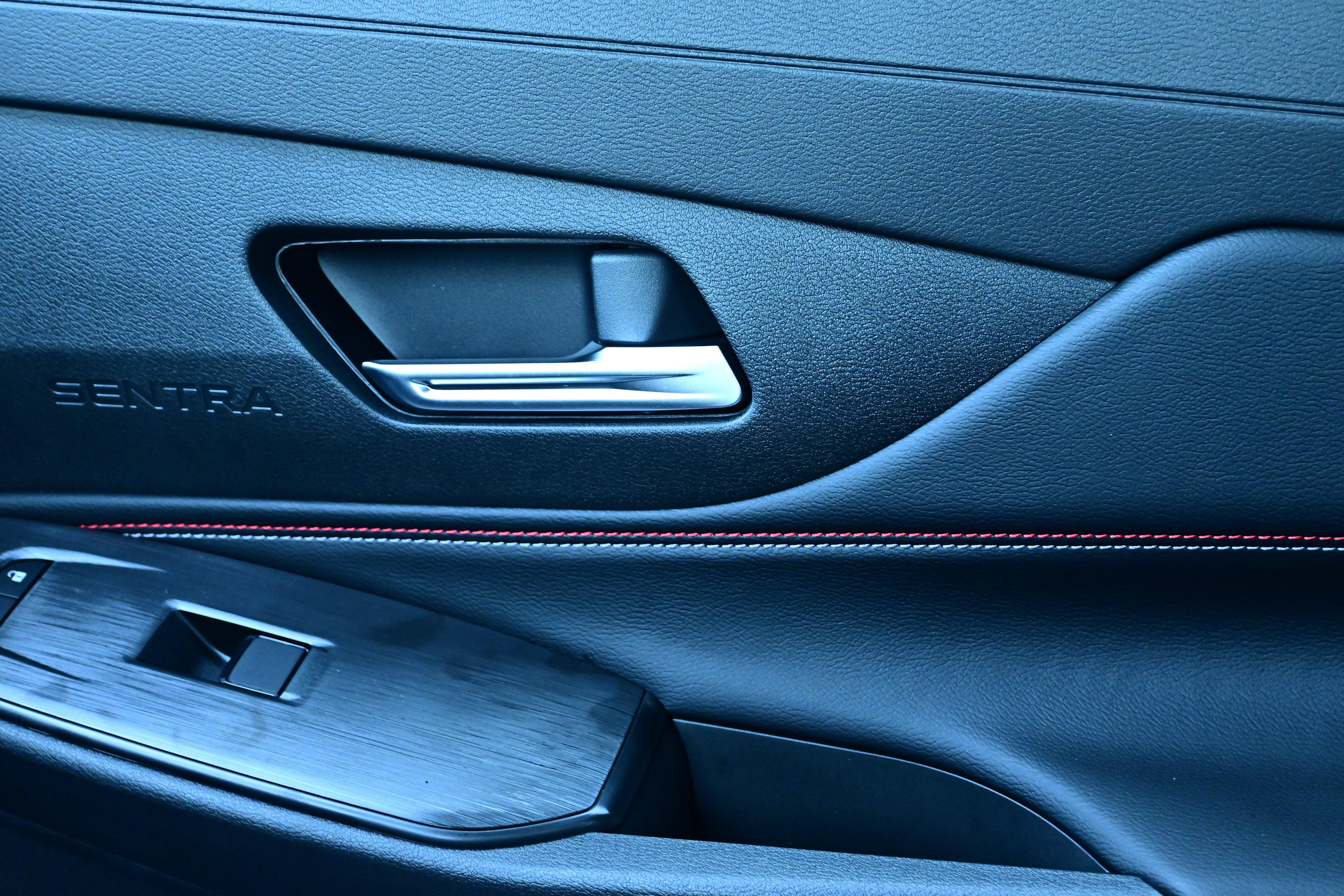 New 2026 Nissan Sentra SR FWD image 25