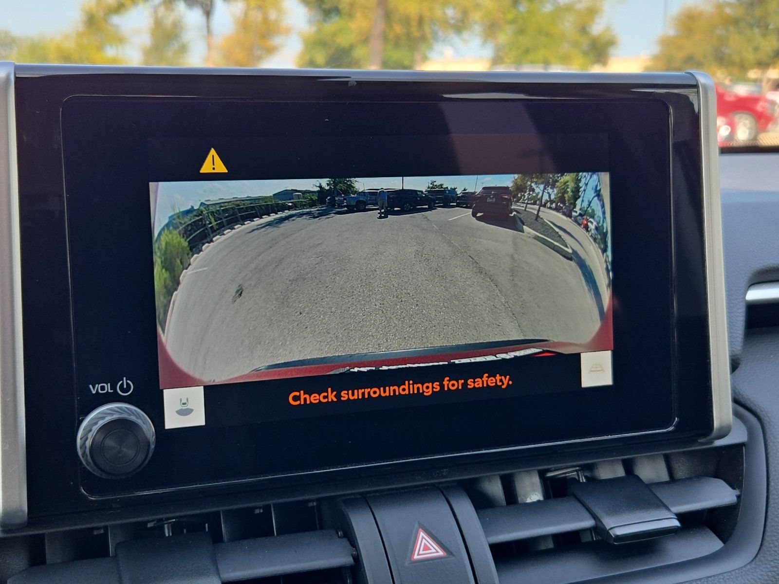 Certified 2025 Toyota RAV4 LE AWD/4WD image 18