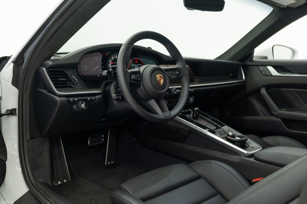 Used 2025 Porsche 911 Turbo S image 34