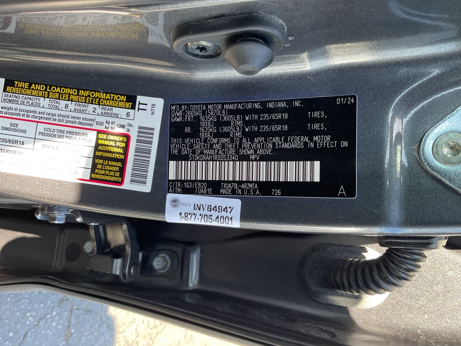 Used 2024 Toyota Highlander XLE FWD image 27
