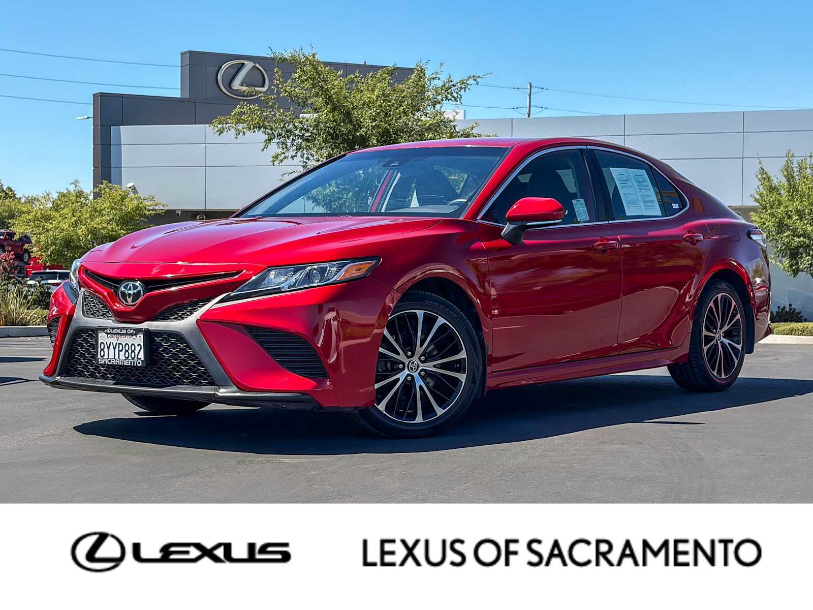 Used 2020 Toyota Camry SE w/ Convenience Package