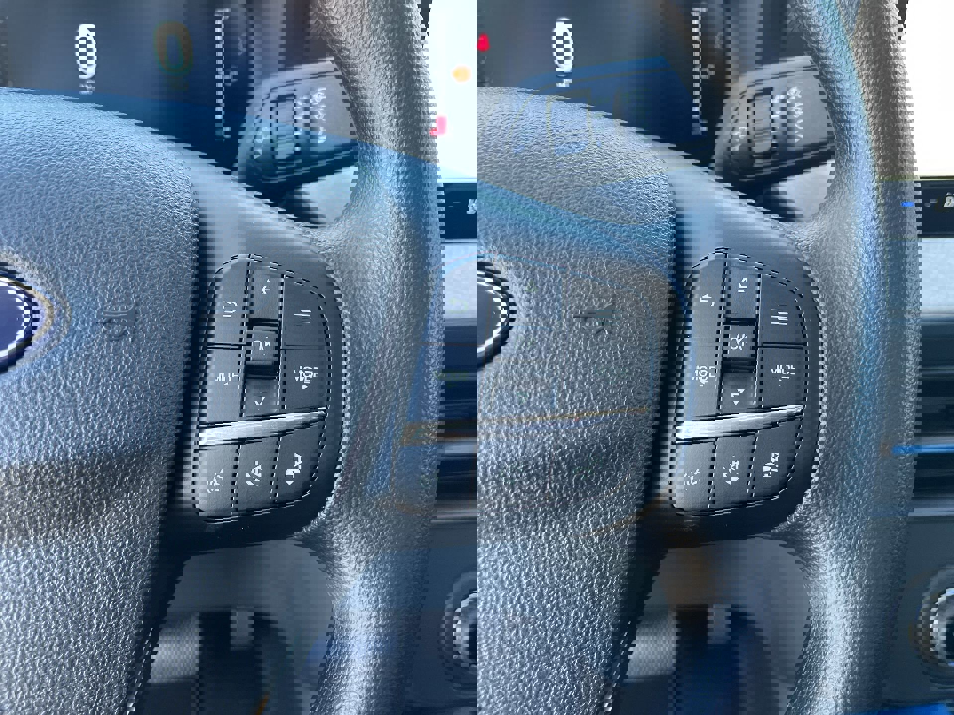 New 2025 Ford Maverick XLT w/ Equipment Group 302A image 14