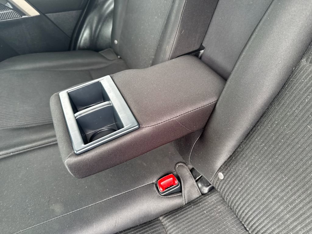 Used 2014 Toyota RAV4 LE image 33