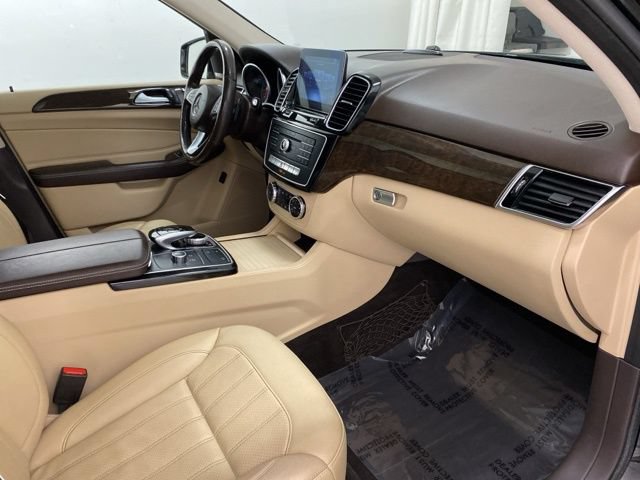 Used 2017 Mercedes-Benz GLE 350 4MATIC w/ Premium 1 Package image 40