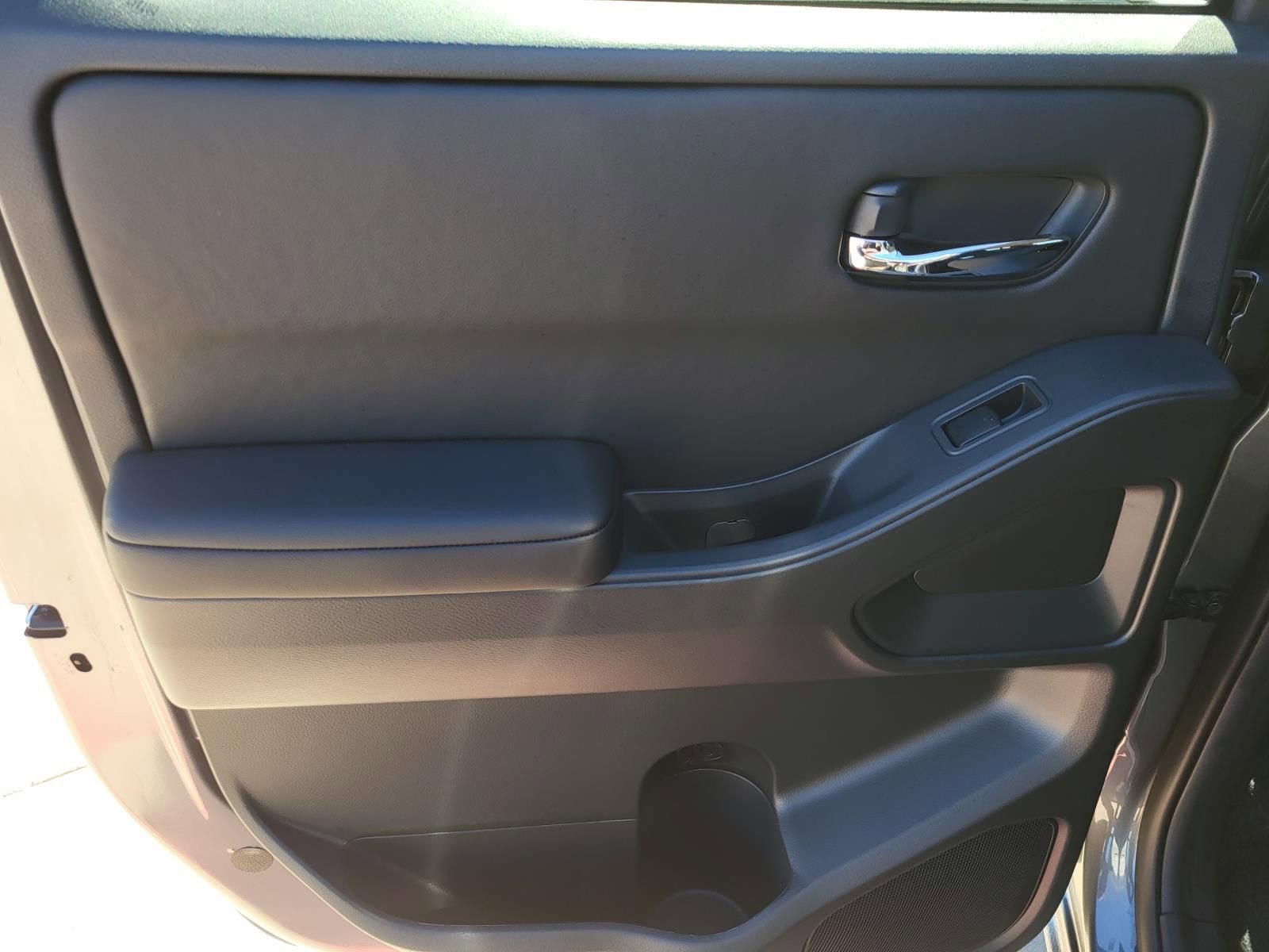 New 2026 Nissan Frontier SV image 13