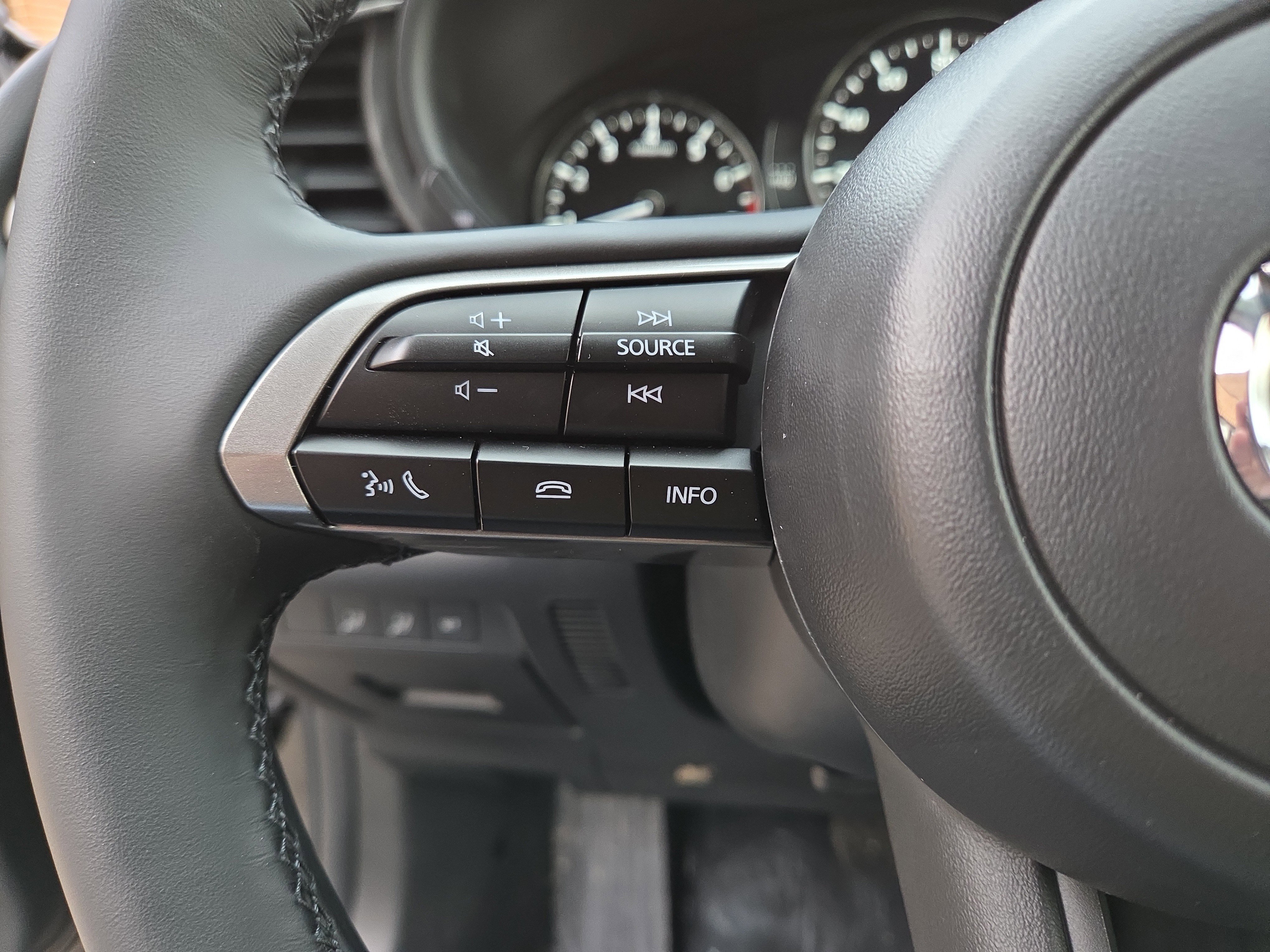 New 2026 MAZDA CX-30 AWD 2.5 S w/ Select Sport Pkg image 18