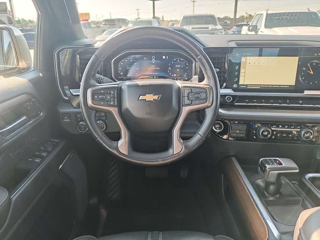 Used 2022 Chevrolet Silverado 1500 High Country AWD/4WD image 13