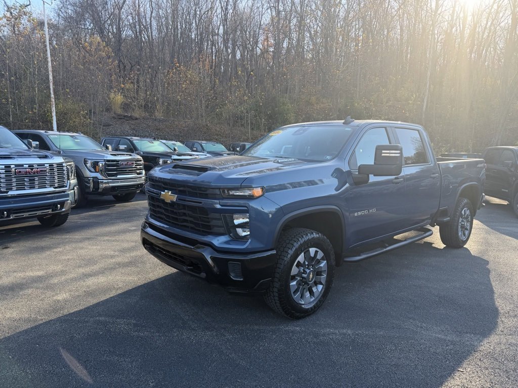 Used 2024 Chevrolet Silverado 2500 Custom image 7