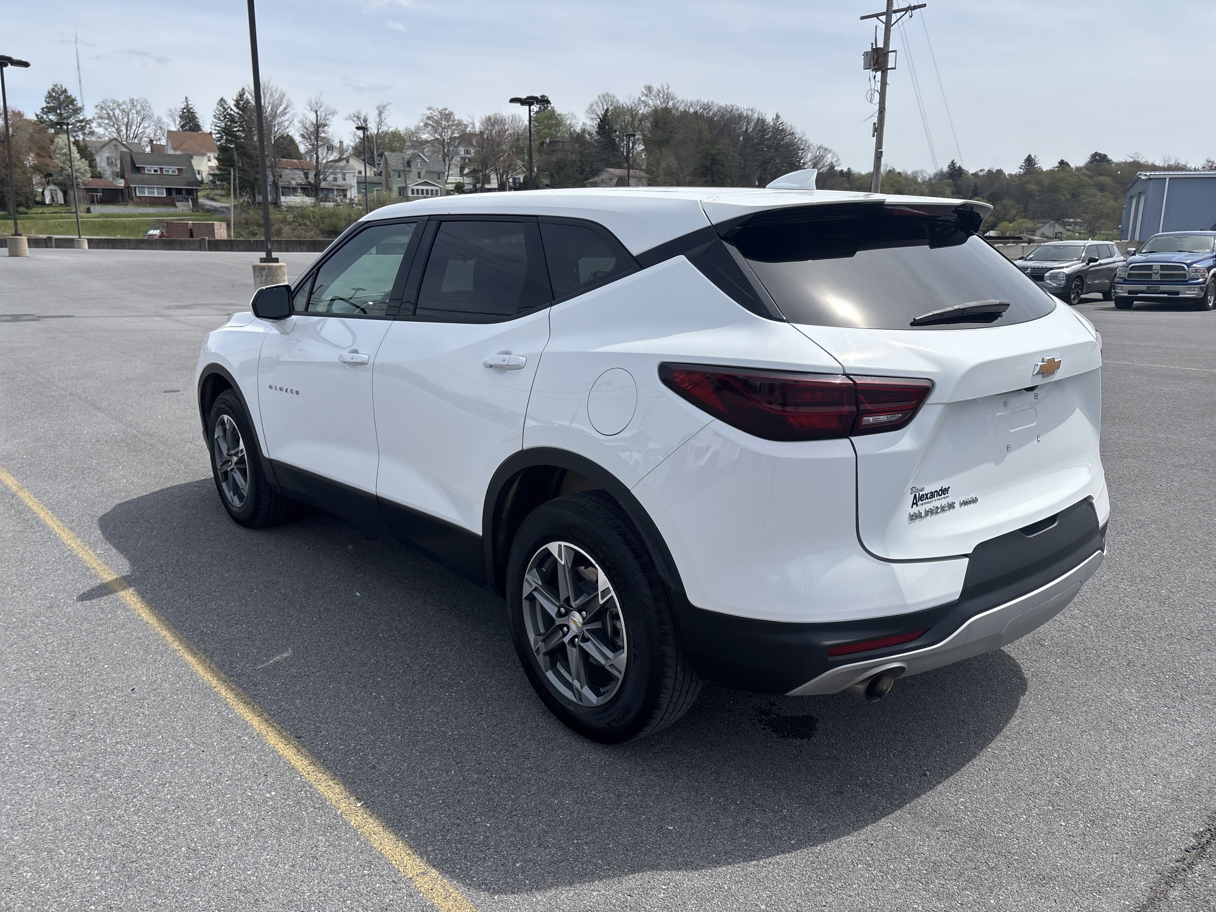 Used 2025 Chevrolet Blazer LT AWD/4WD image 4