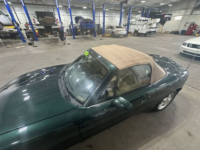 Used 1999 MAZDA MX-5 Miata RWD image 30