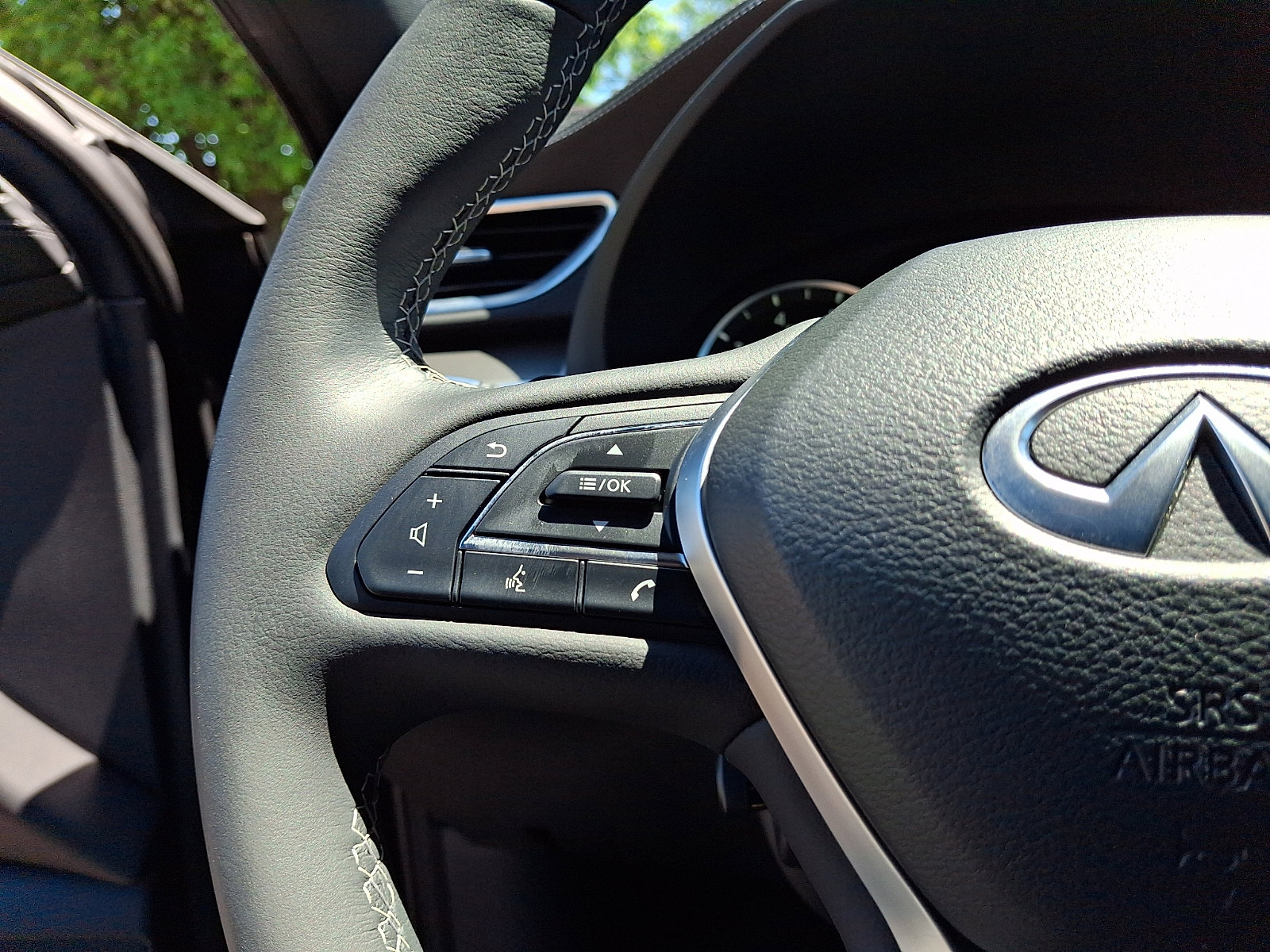 Certified 2023 INFINITI QX55 Essential AWD/4WD image 21