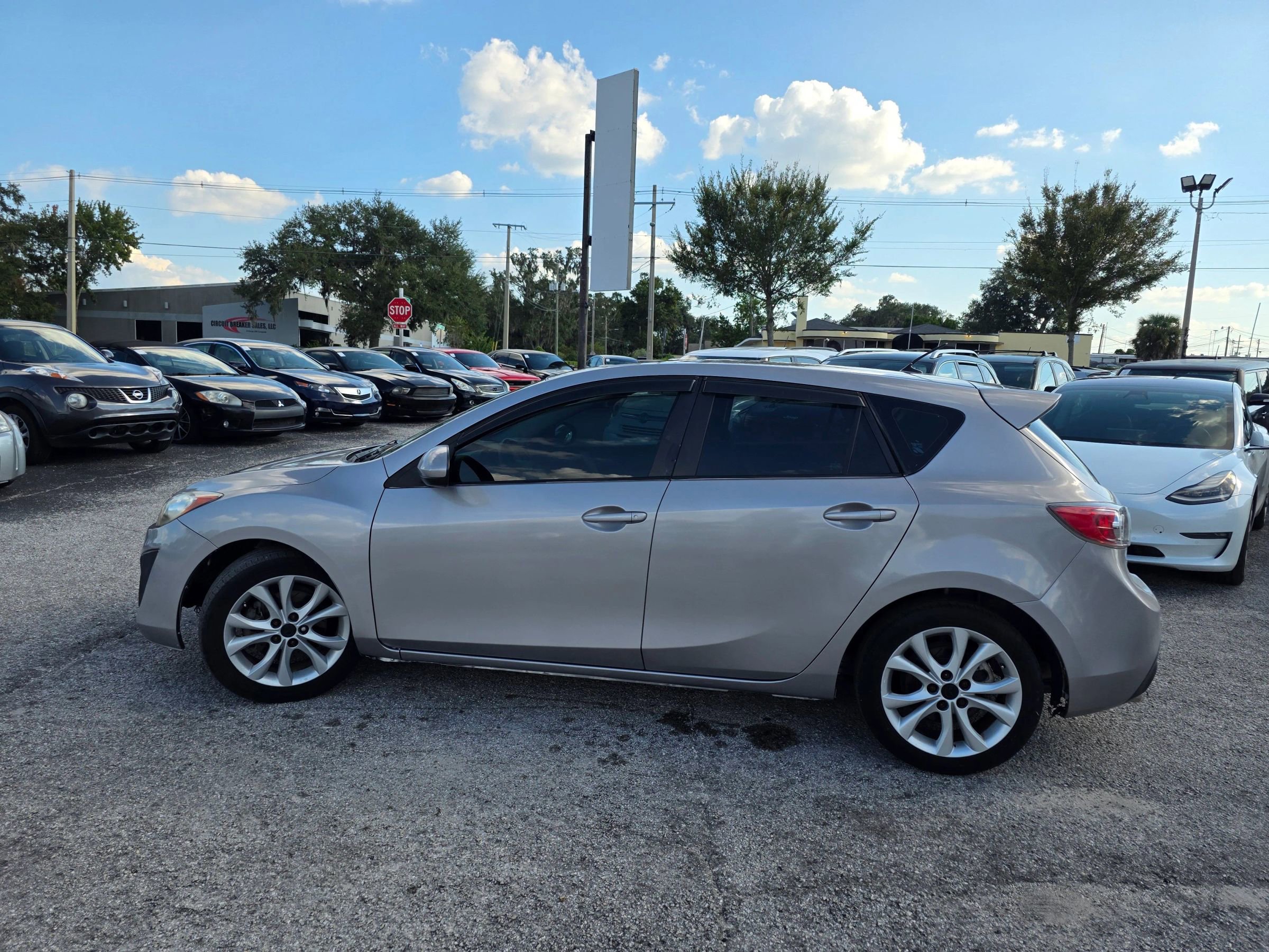 Used 2011 MAZDA MAZDA3 s Sport image 4