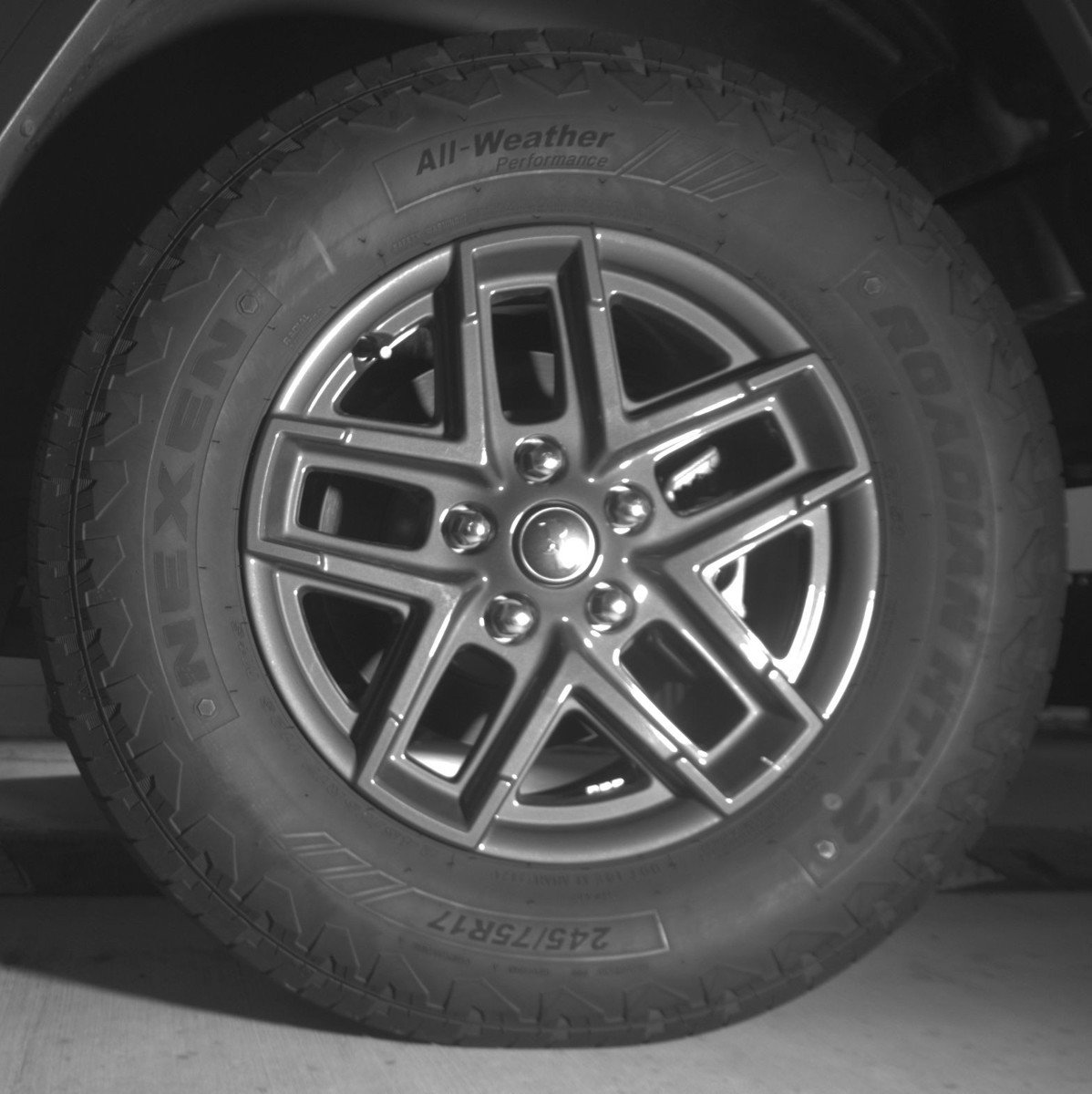 Used 2025 Jeep Wrangler Sport S image 14