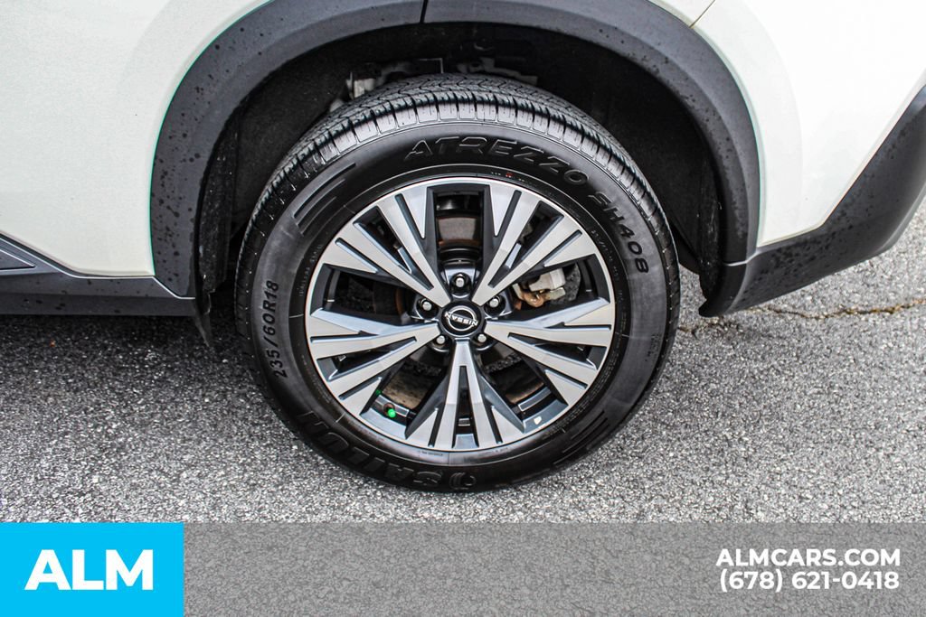 Used 2023 Nissan Rogue SV AWD/4WD image 14